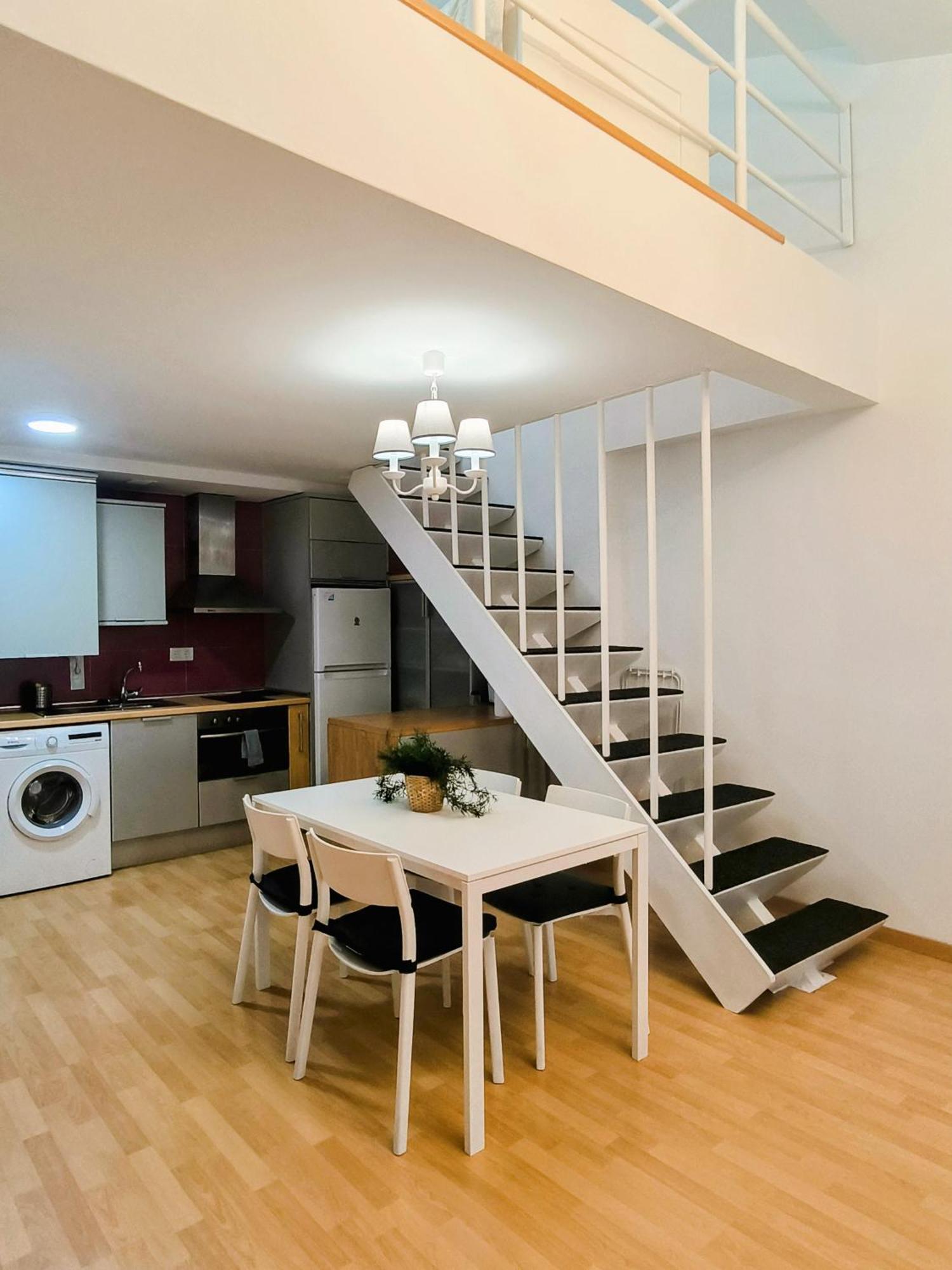 Apartamento El Loft Del Casco By Alogest Zaragoza Exterior foto