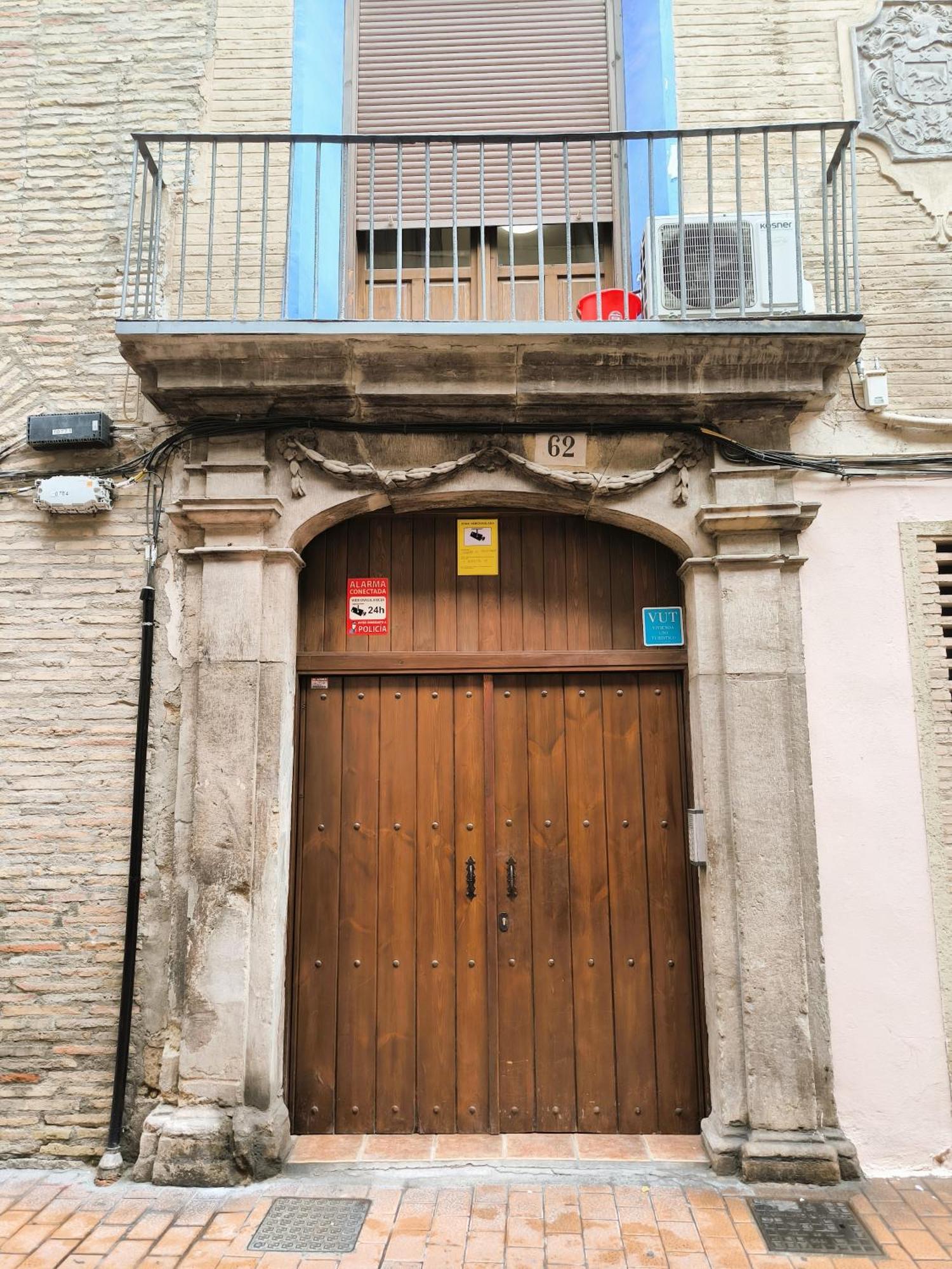 Apartamento El Loft Del Casco By Alogest Zaragoza Exterior foto